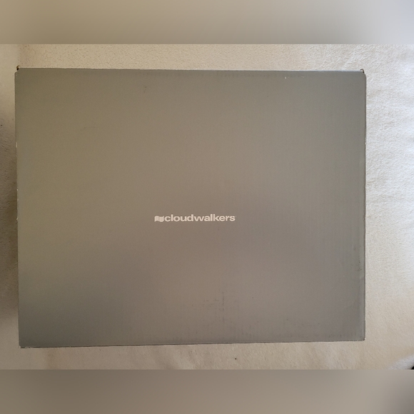 cloudwalkers by avenue Lara sandal with heel, beige, like new pre-owned size 10W - Picture 6 of 12